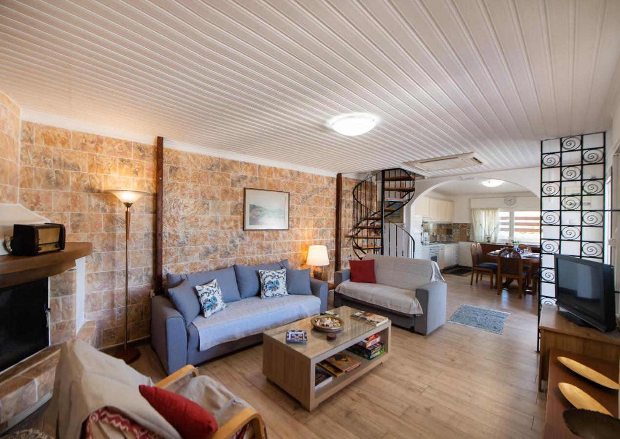 Villa Borgo! Ευχάριστο Εξοχικό Σπίτι Δίπλα Στη Θάλασσα!! Lefkáda Exterior foto