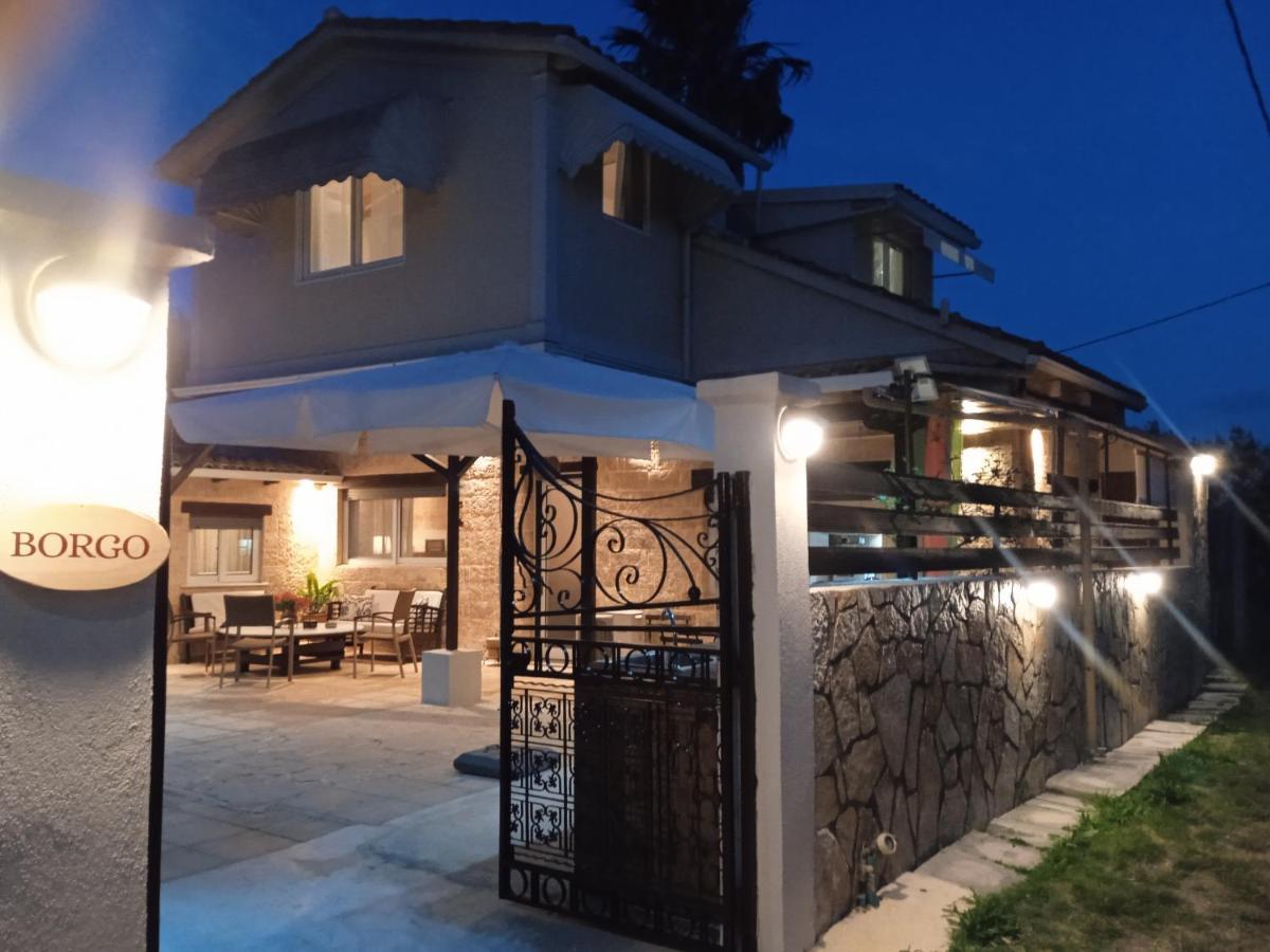 Villa Borgo! Ευχάριστο Εξοχικό Σπίτι Δίπλα Στη Θάλασσα!! Lefkáda Exterior foto