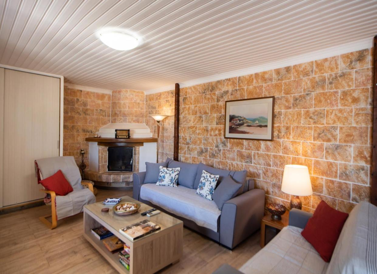 Villa Borgo! Ευχάριστο Εξοχικό Σπίτι Δίπλα Στη Θάλασσα!! Lefkáda Exterior foto